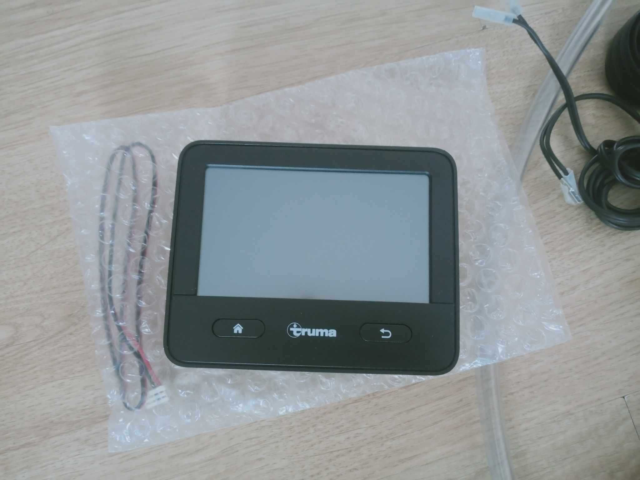 Nowe Ogrzewanie Bojler Combi D4 E iNet X Panel Truma