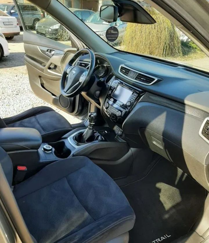 Nissan X-Trail 1.6