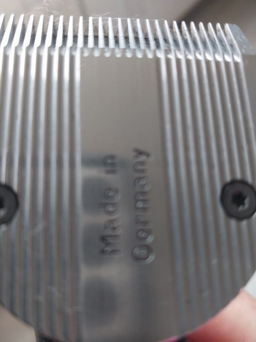 Продам професійну машинку для стрижки moser