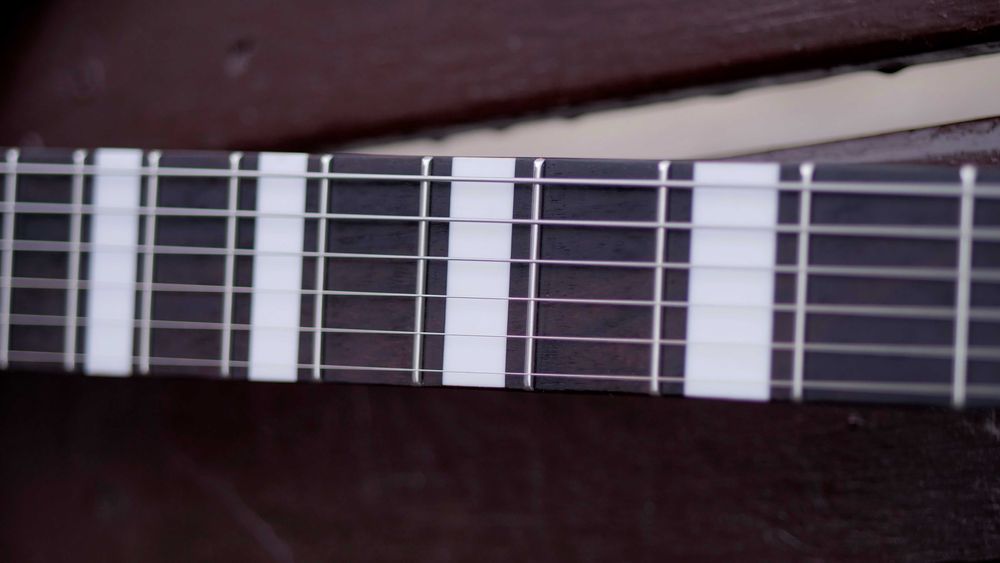 Gitara elektryczna  Defil JOLA  z 1977 roku Piękna