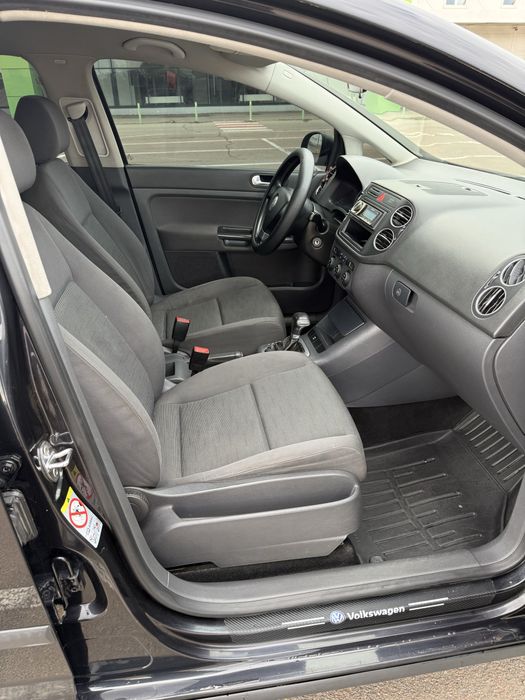 Volkswagen Golf Plus автомат