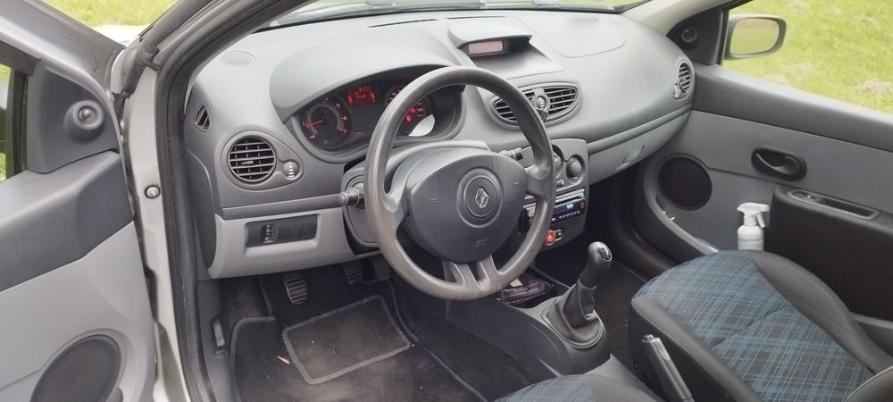 Renault Clio 3 1.2 16v
