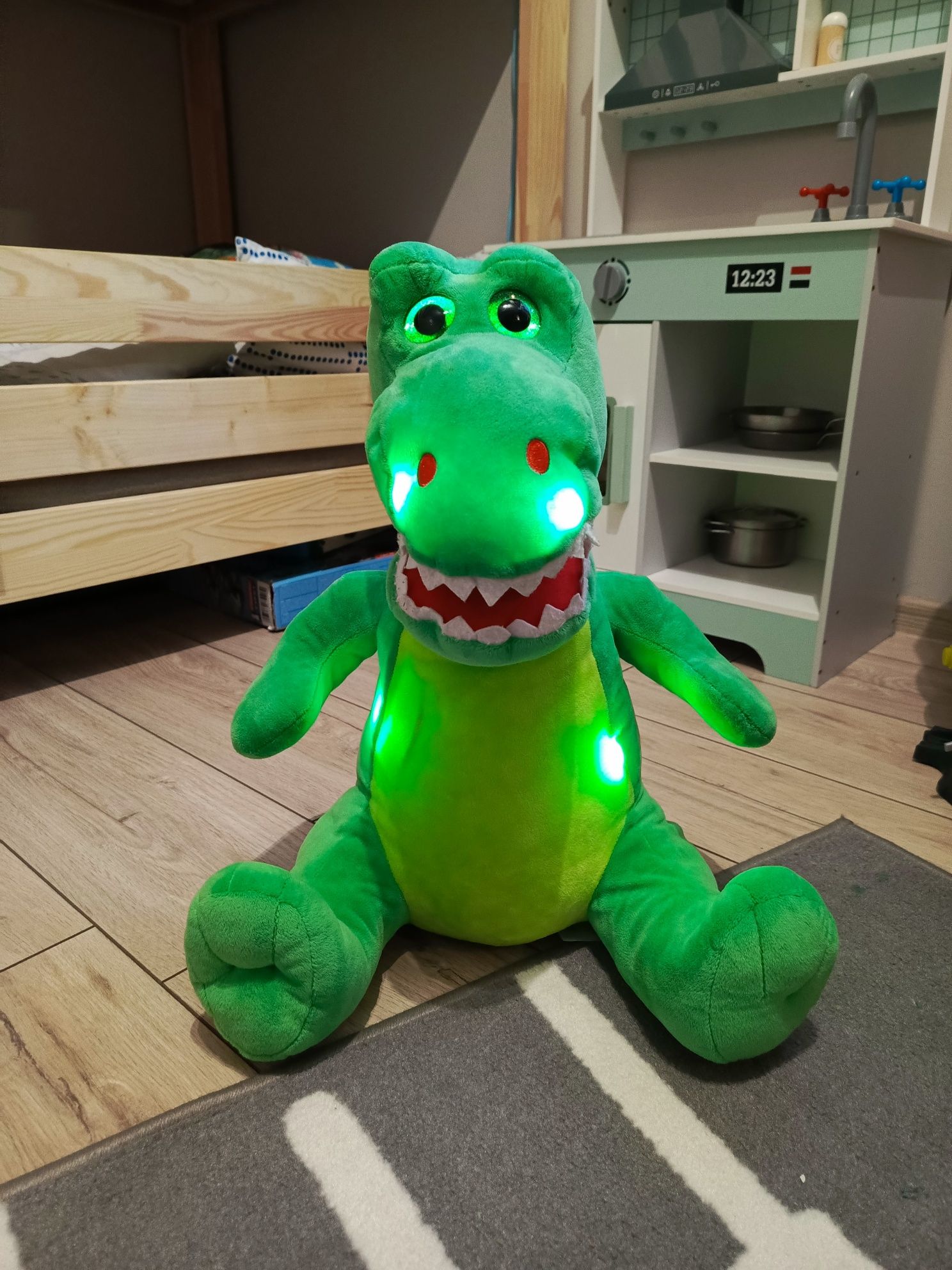 Maskotka dinozaur LED i dźwięk