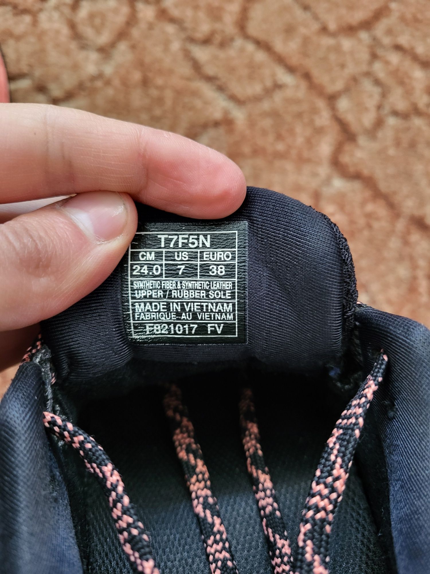 Оригинальные женские кроссовки Asics Gel-Fujitrabuco 6 Gore-tex