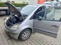 Sprzedam Na części A klasa w168 skrzynia automat 2 sztuki lift 1.4.1.6