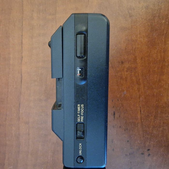 Canon MC (1984 ) + lampa błyskowa + film