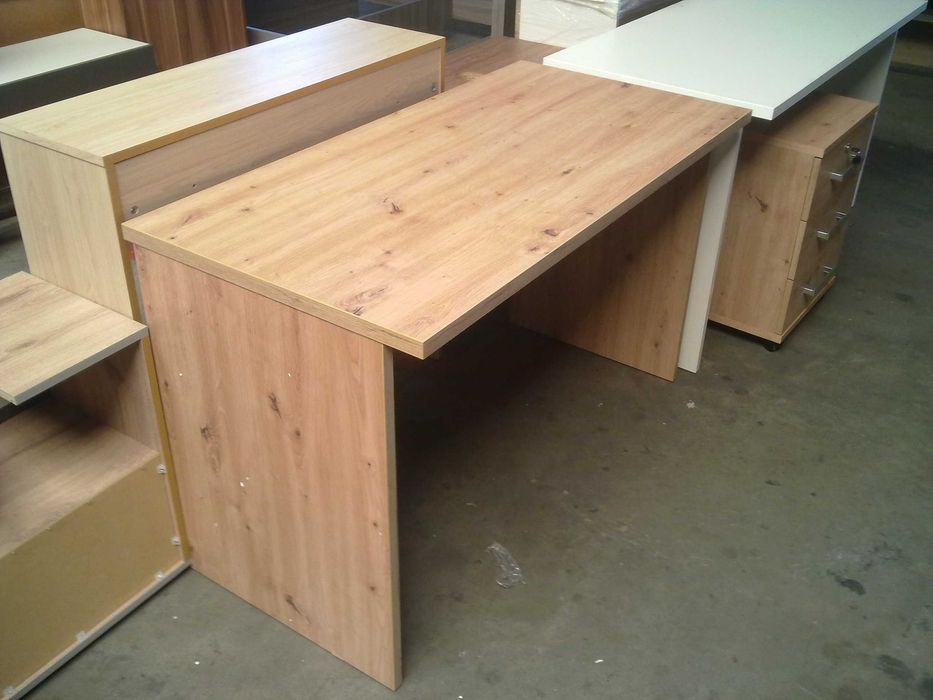 Biurko z kontenerkiem (dąb artisan) Nowe