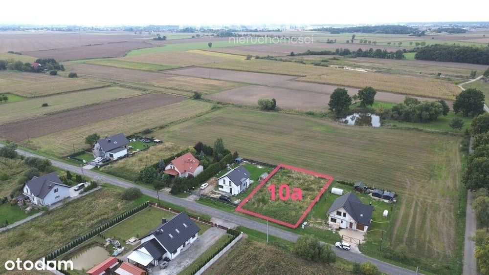 Działka budowlana 10a-cisza wsi, bliskość miasta