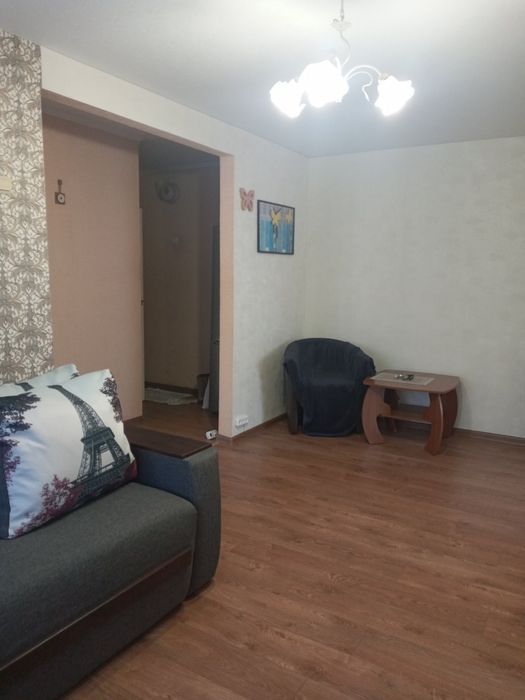 Сдам 2 комнатную квартиру проспект О.Поля