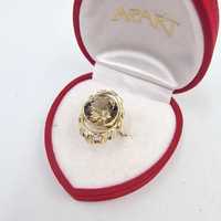 Złoty pierścionek z kwarcem dymnym 333 5.55G R19