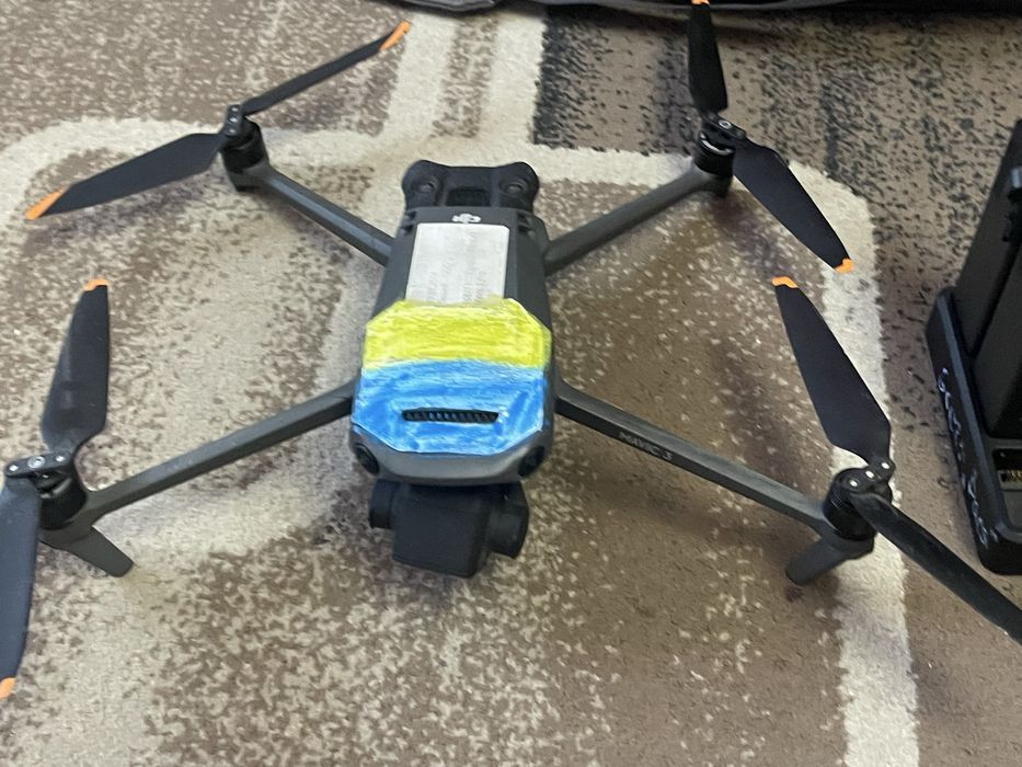 Продам дрон. Мавік 3