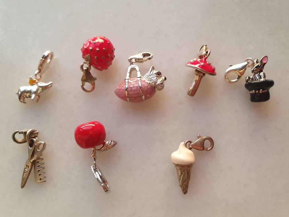 Серебряный браслет с шармамиTHOMAS SABO с шармами