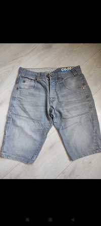 Krótkie spodenki męskie jeans Cropp M (30)