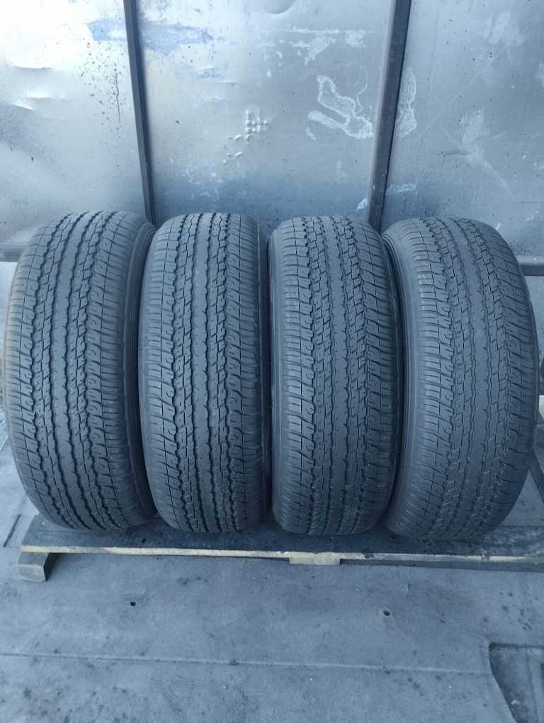 Продам шини 265/60R18