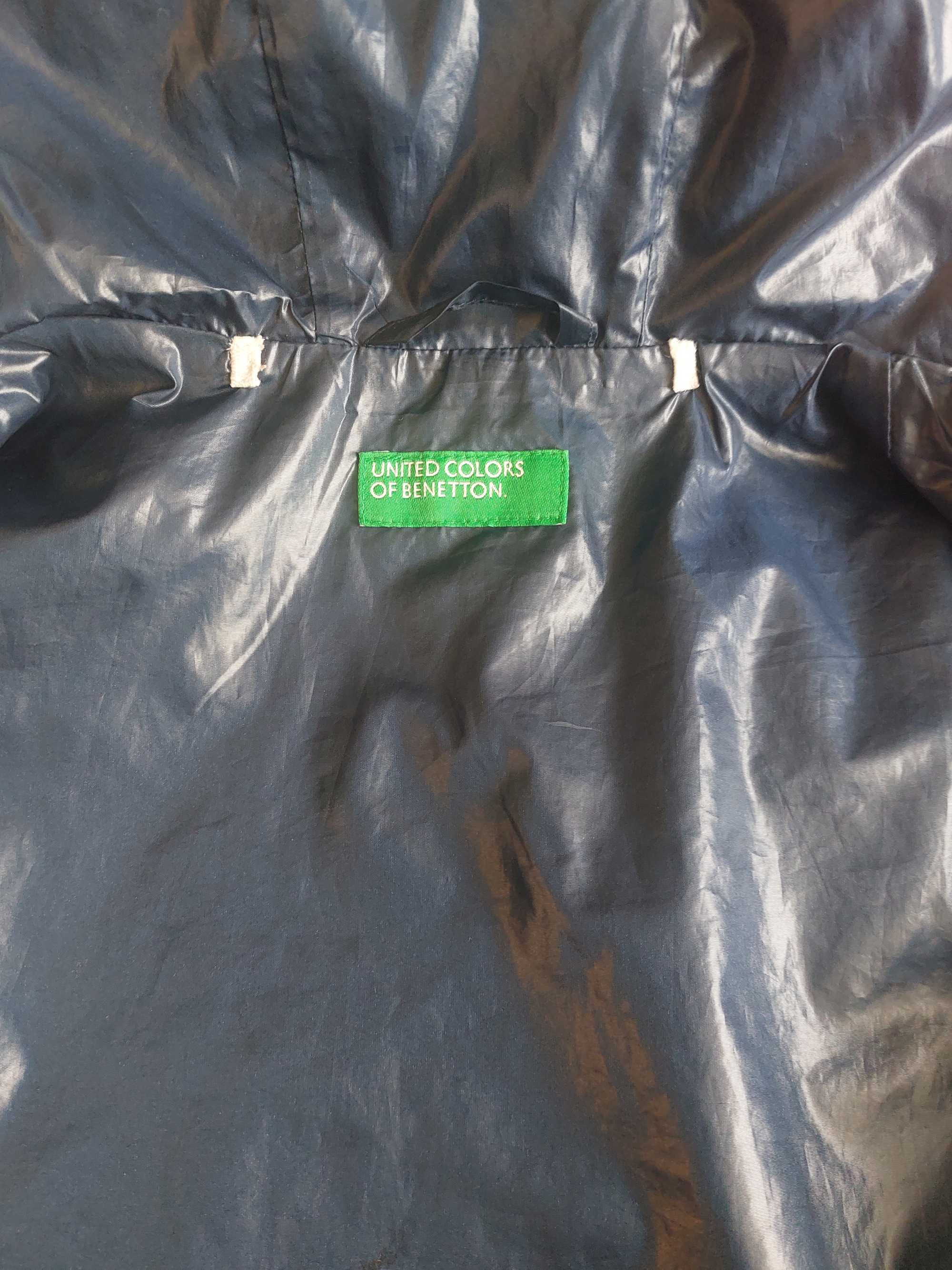 Продам дитячу куртку Benetton 11років