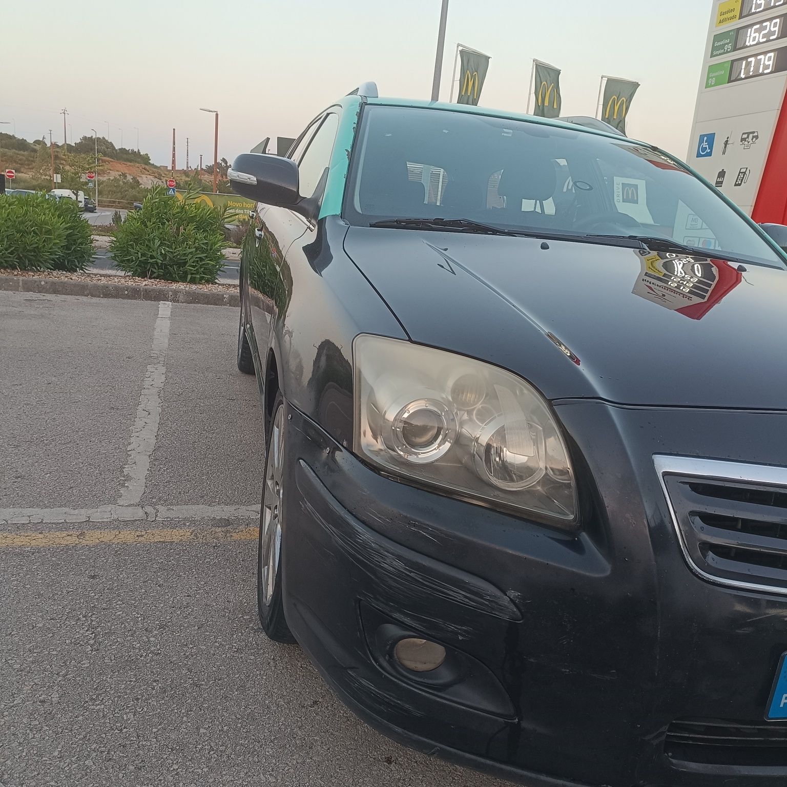 Toyota Avensis 2300