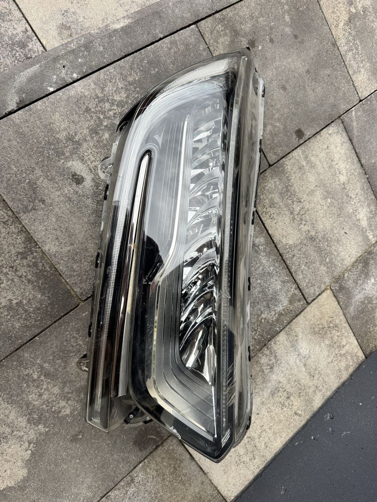 Фари передні Honda CR-V 2020