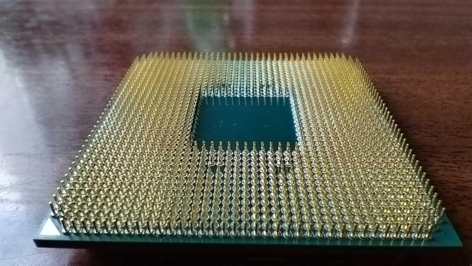 Процесор AMD Ryzen 5 3600XT + Оригінальний кулер Wraith Spire