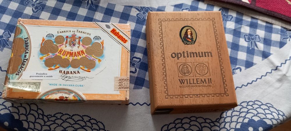 caixas de charutus Havana antigos