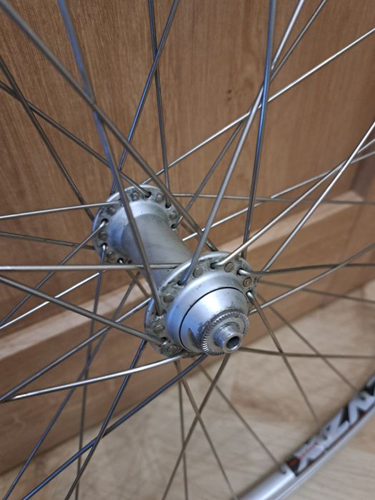 Koło 28 cali przód vbrake treking łożyska maszynowe