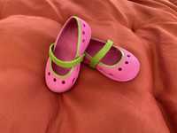 Crocs rosa e verde menina