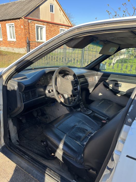 Продається Ауді 100