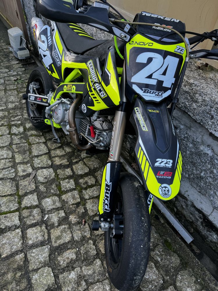 Buccimoto supermoto 160