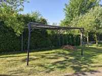 Antracytowa pergola