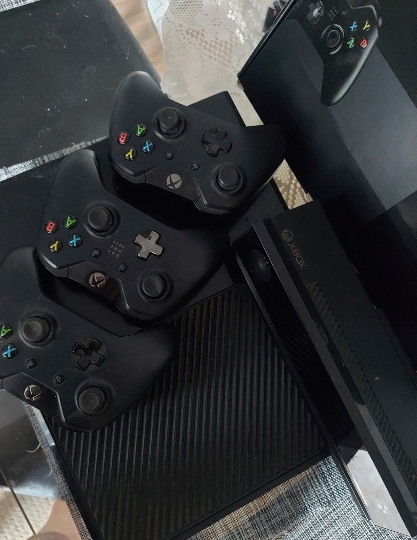 Xbox one + kinect + 3 pady