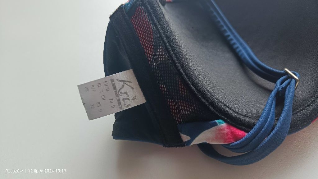 Biustonosz kąpielowy Kris 70D