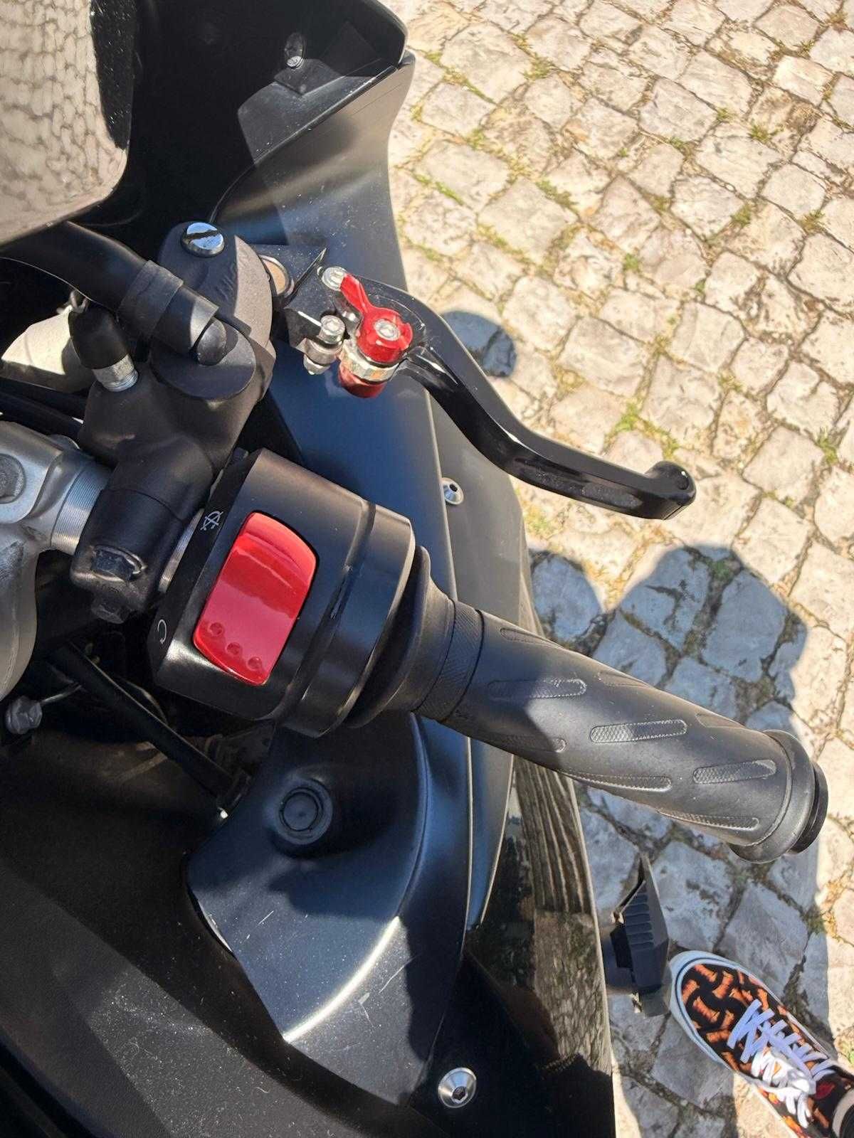 Suzuki GSX-R 750cc K7