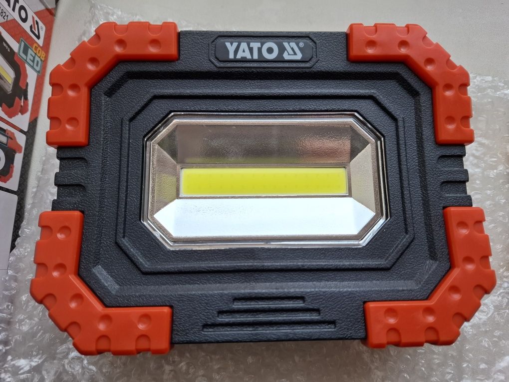 Прожектор LED YATO Польша