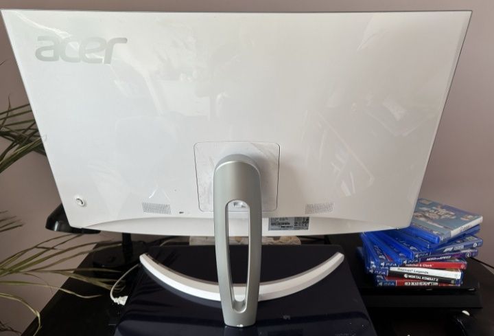 Monitor Acer zakrzywiony 27