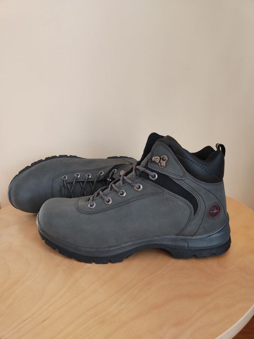 Trzewiki męskie sznurowane r. 44