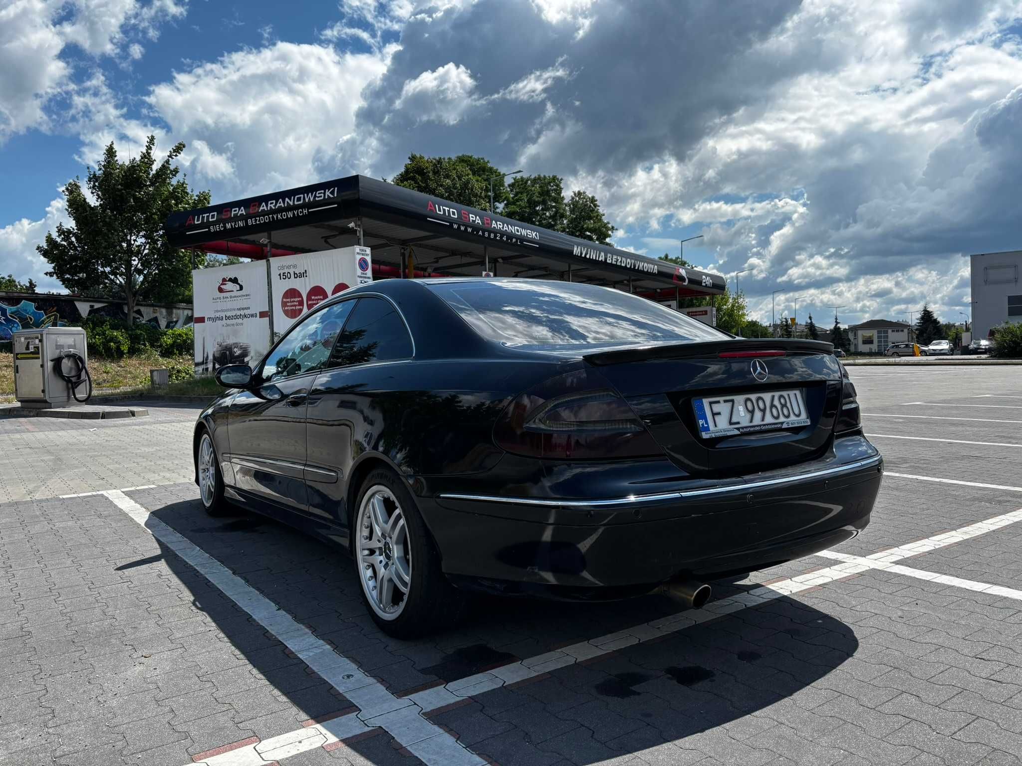 Mercedes-Benz CLK W209 2.6 V6 Benzyna + LPG | Automat | 2 komplety kół