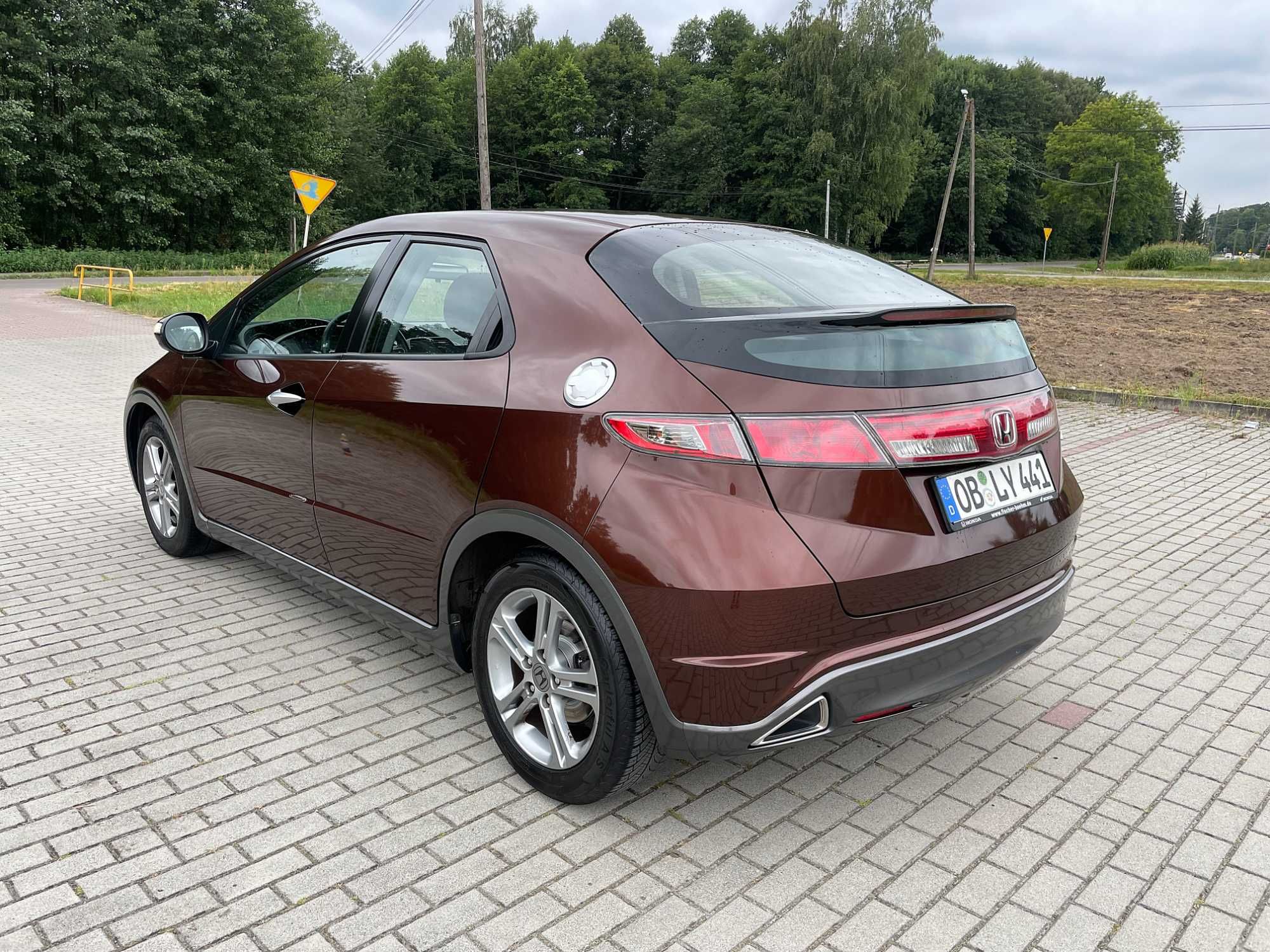 Honda Civic VIII UFO LIFT 08/2011 # BEZ RDZY # KOLOR UNIKAT # OpłaconY