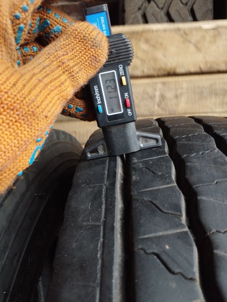 215/75/17.5 Hankook