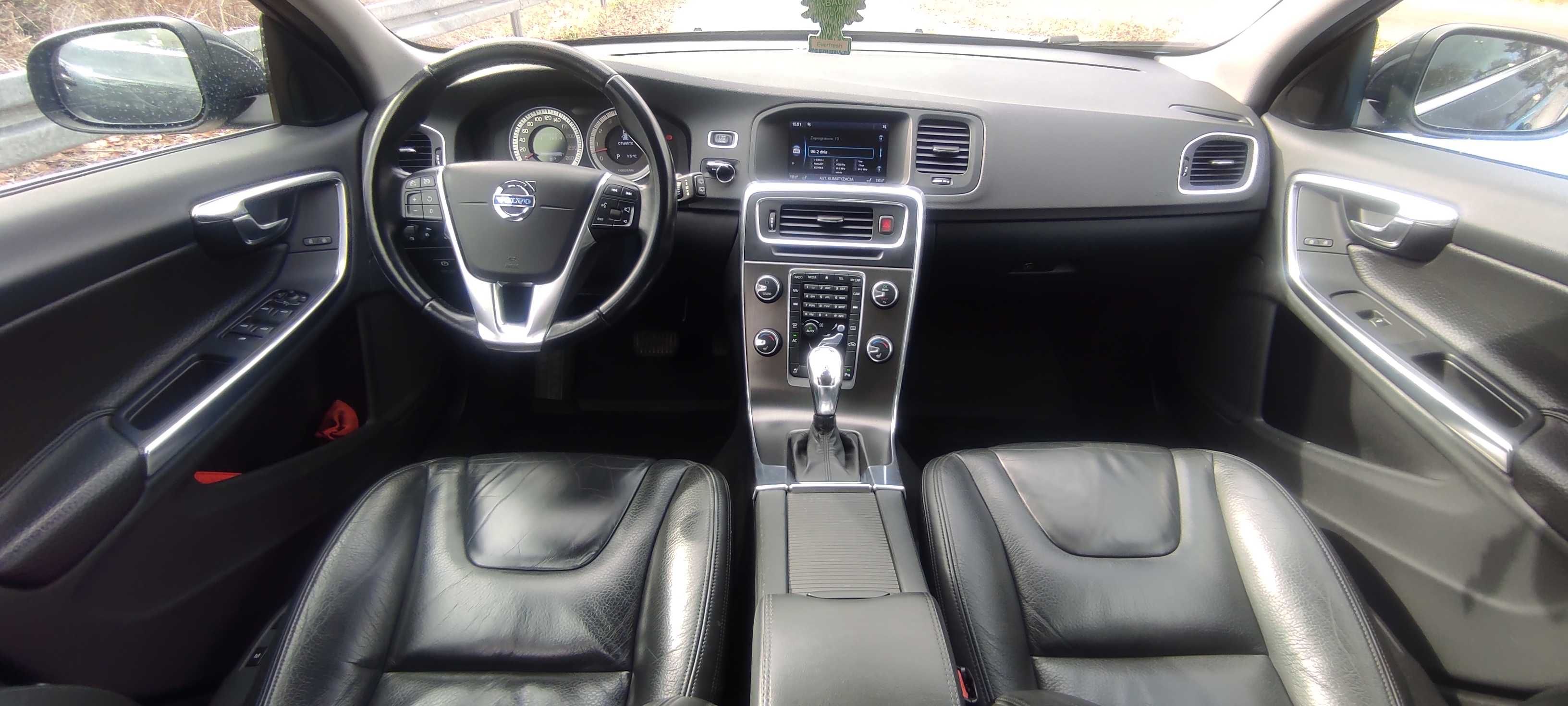 Volvo V60 T6 AWD 3.0 - 304 km | AWD - 4x4 | Zarejestrowany w PL