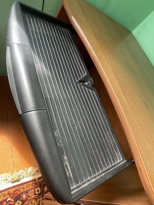 Продам компютерний стіл