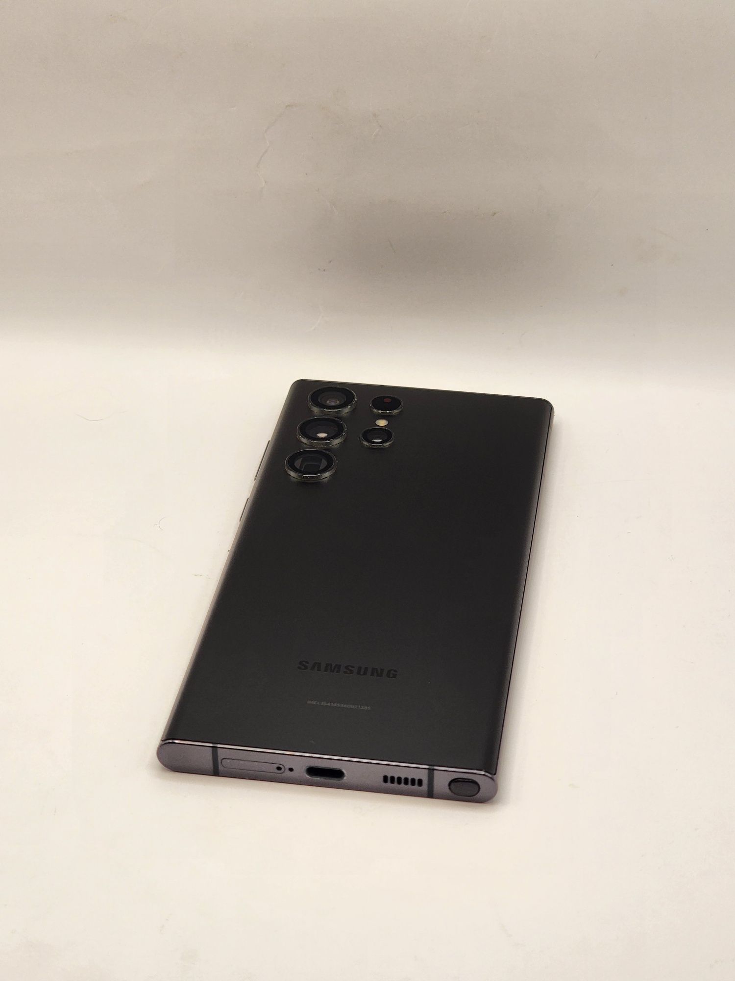 Samsung S22 Ultra 128gb (дисплей без дефектів)