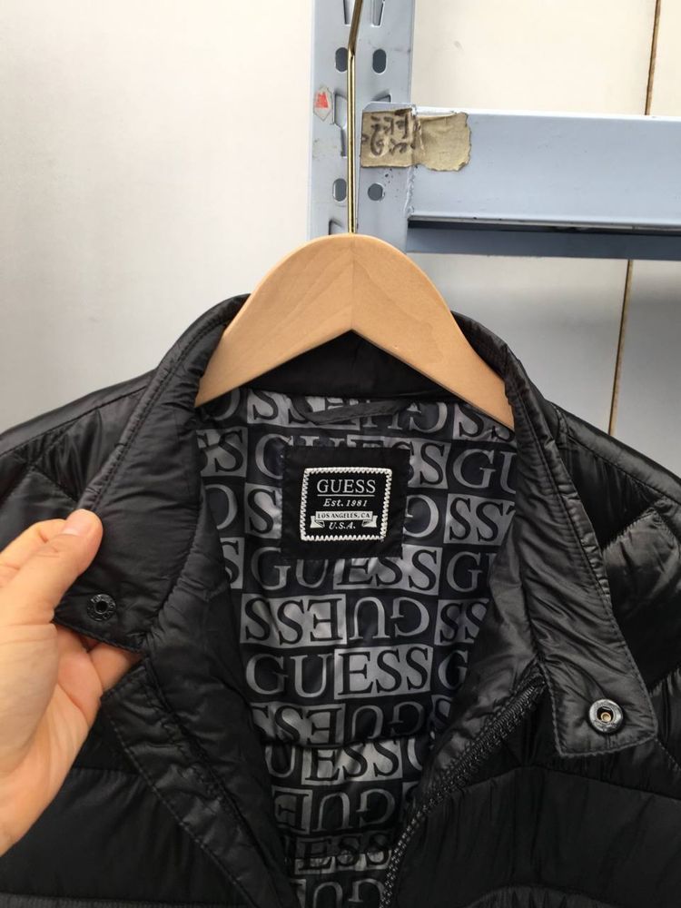 Куртка чоловіча Guess S