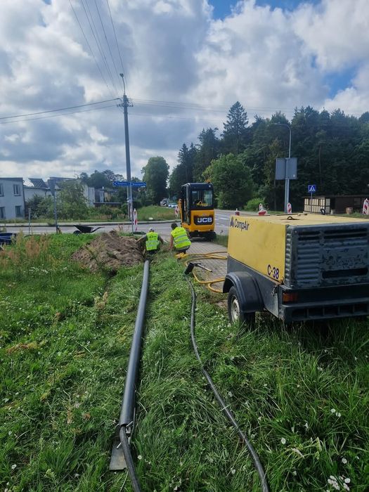 USŁUGI MINIKOPARKĄ, Przeciski kretem, media, przyłącza