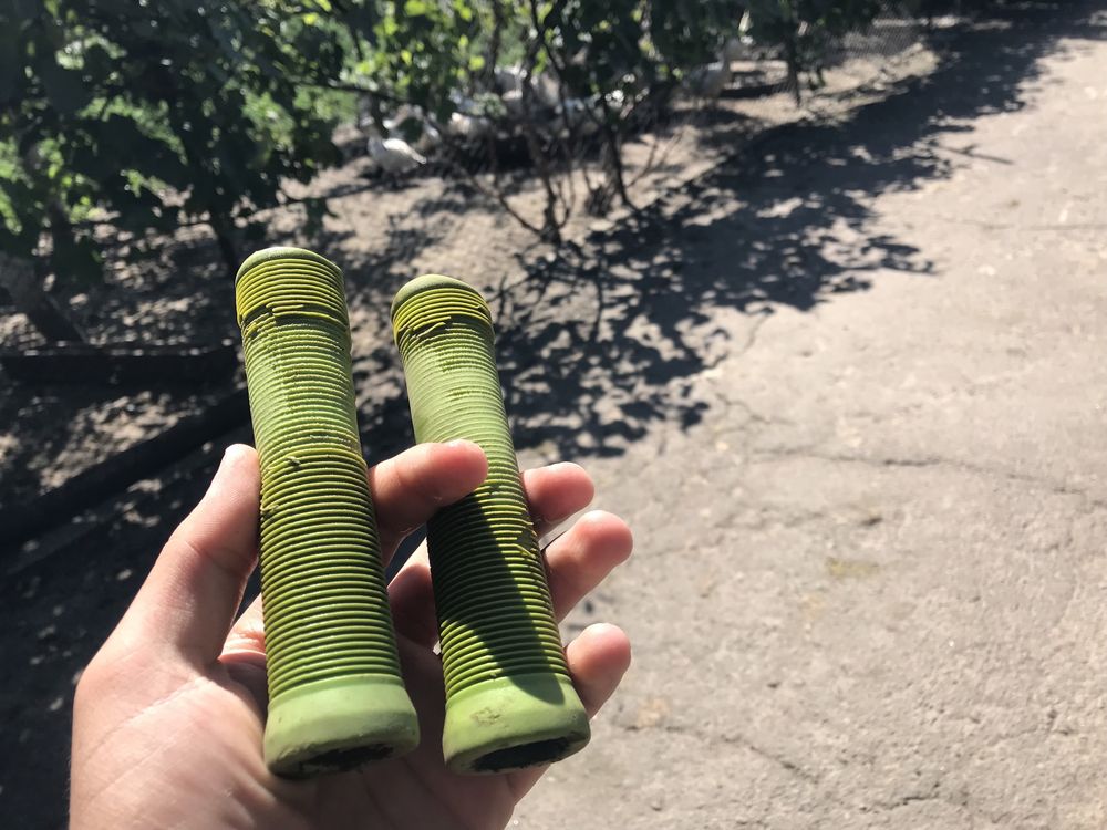СРОЧНО ЦІНА ДОГОВІРНА продам велосипед discovery