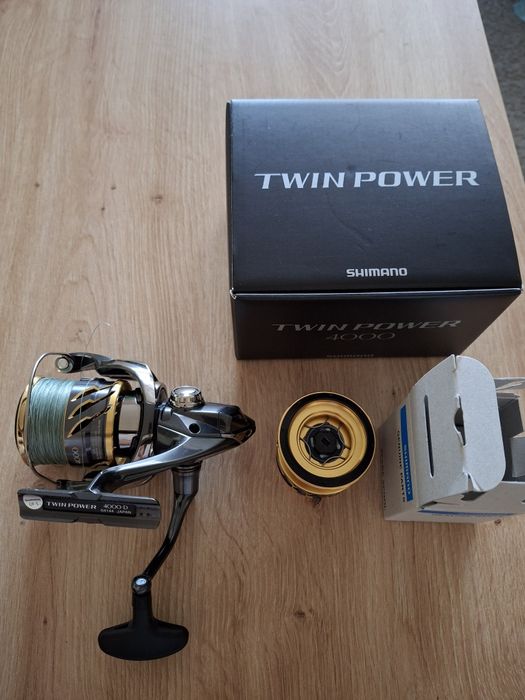 Shimano Twin Power 4000 5.3.1 plus zapasowa  szpula