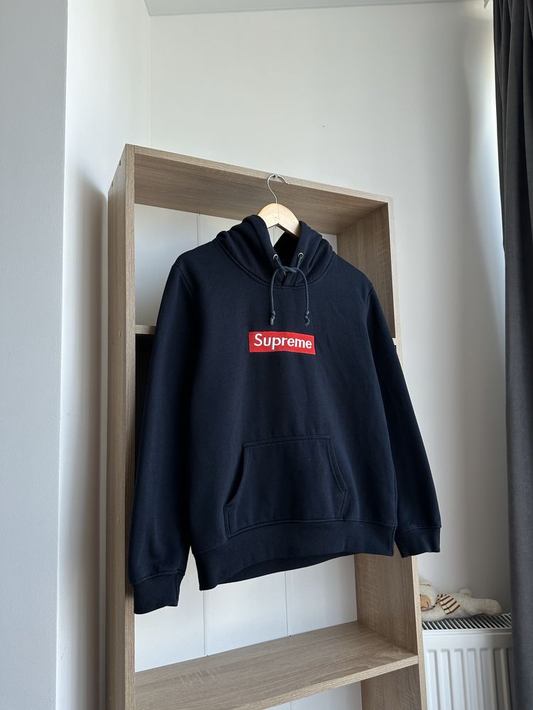 Vintage Supreme Made In USA  Center Logo Hoodie