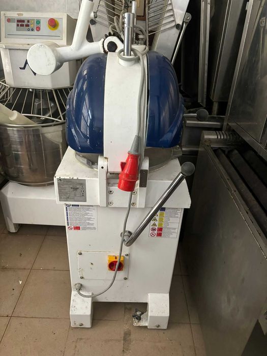 Divisora Enroladora Semiautomática FERNETO