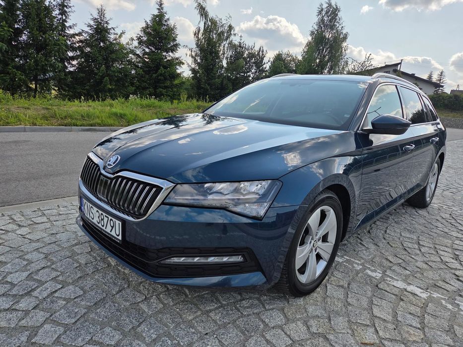 Skoda Superb Lift
