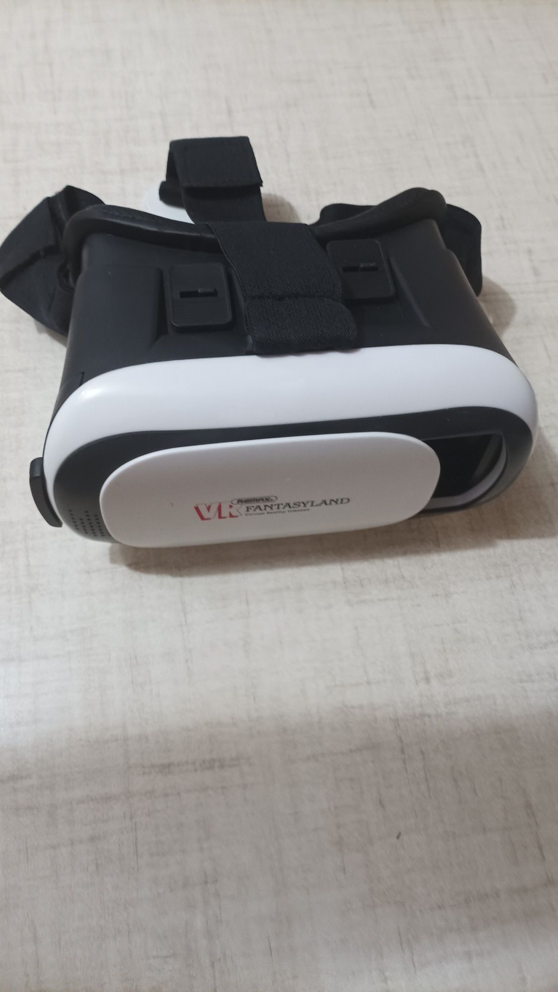 Окуляри віртуальної реальності VR
