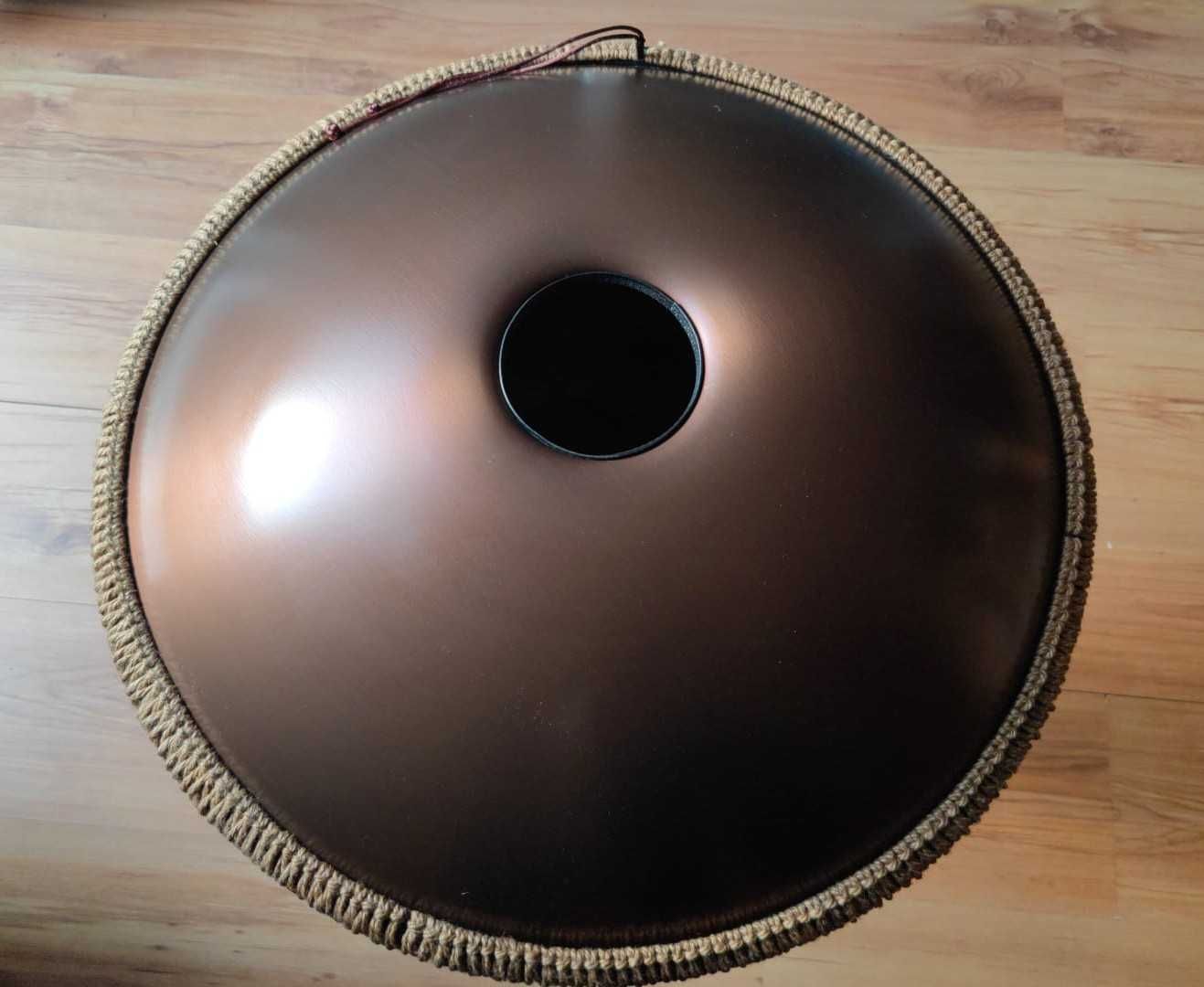 Handpan 22 calowy 56cm 10 tonowy 432 Hz D moll Kurd