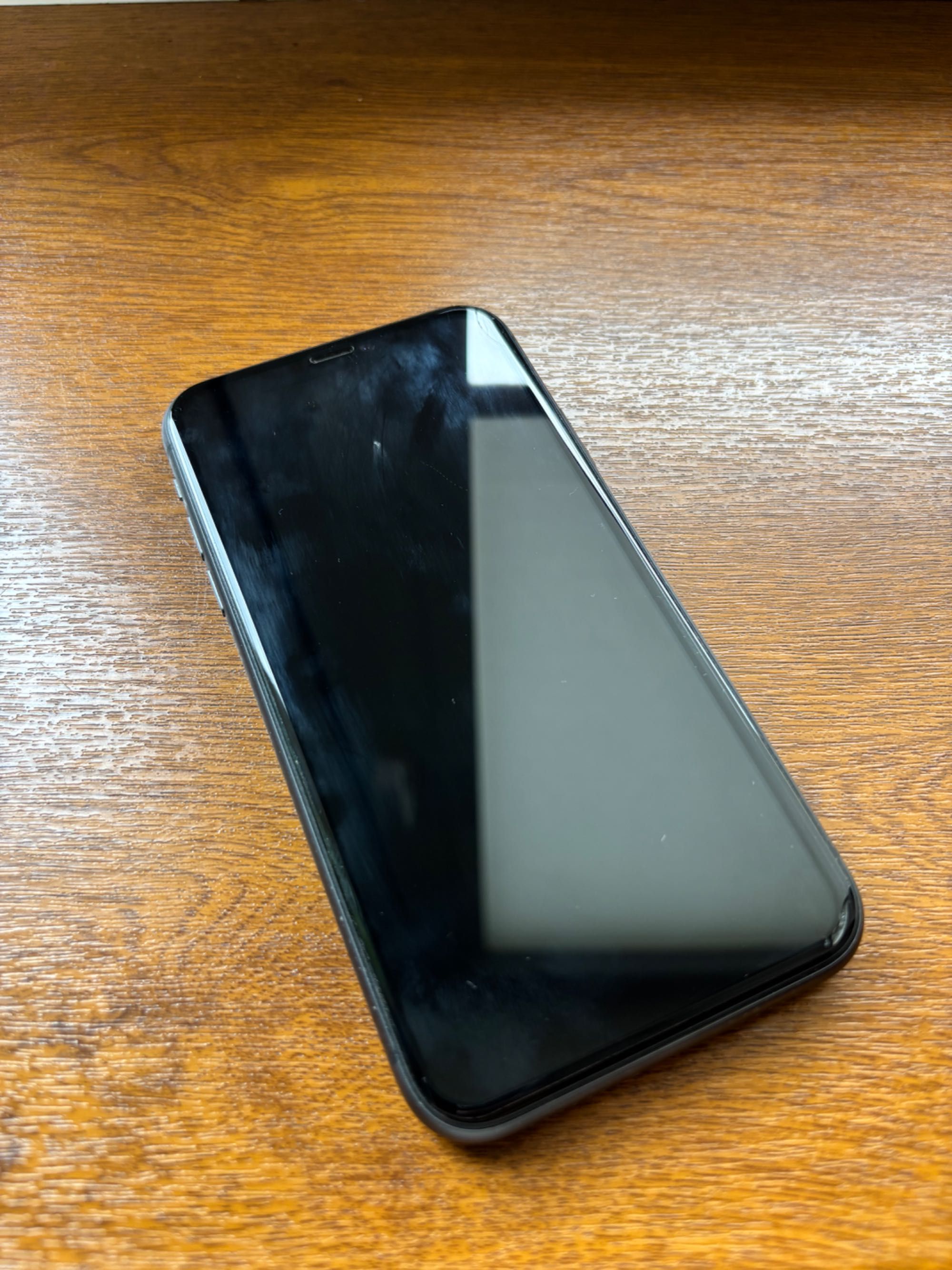 iPhone 11 sprzedam